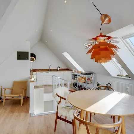 アパート Bath Tub Penthouse In The